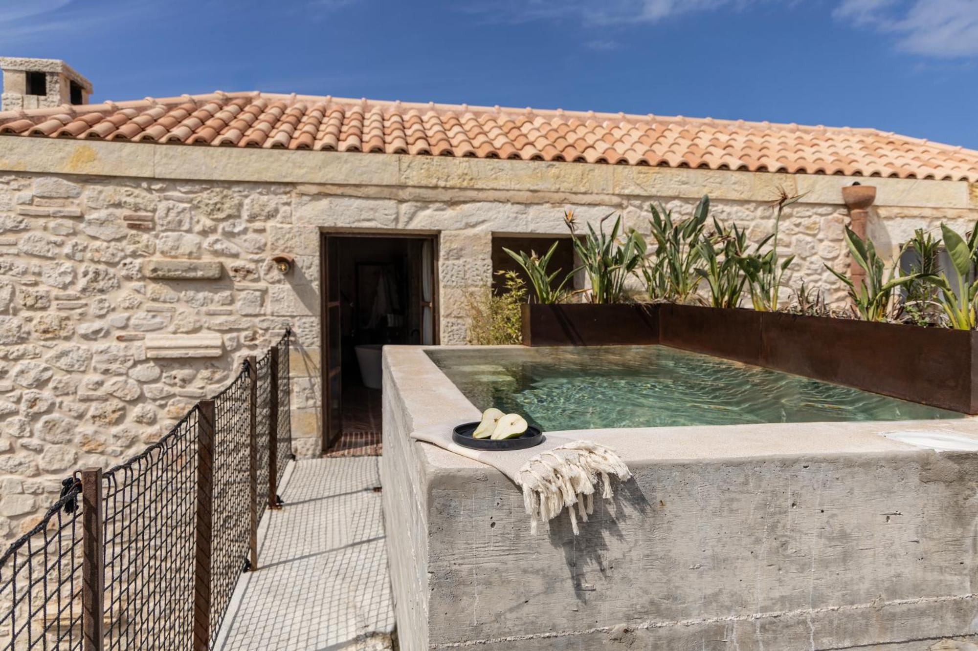 Amalen Suites Adults Only ريثيمنو المظهر الخارجي الصورة